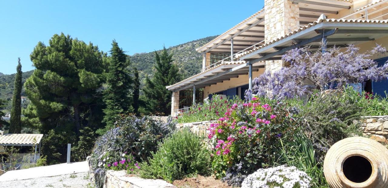 Blueline Guesthouse Agios Dimitrios  Exterior photo