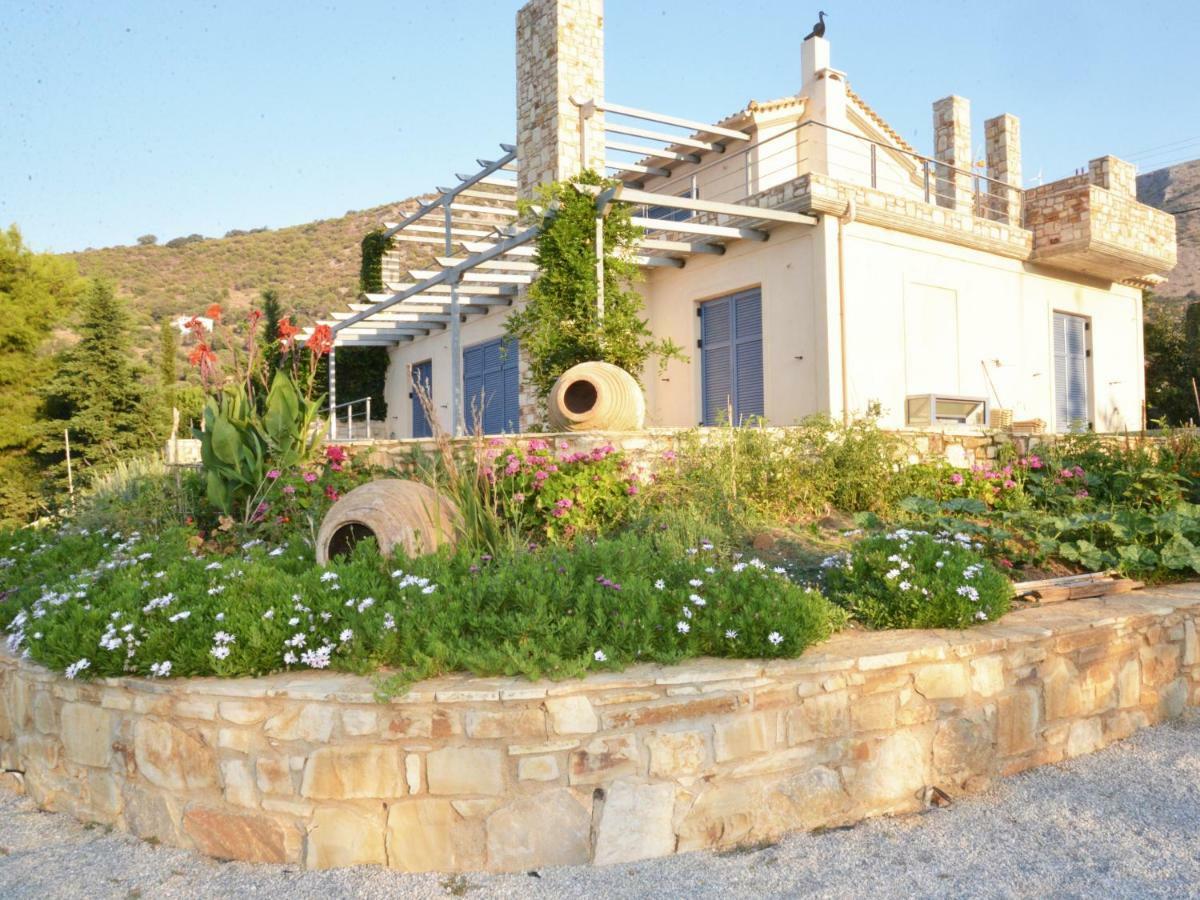 Blueline Guesthouse Agios Dimitrios  Exterior photo