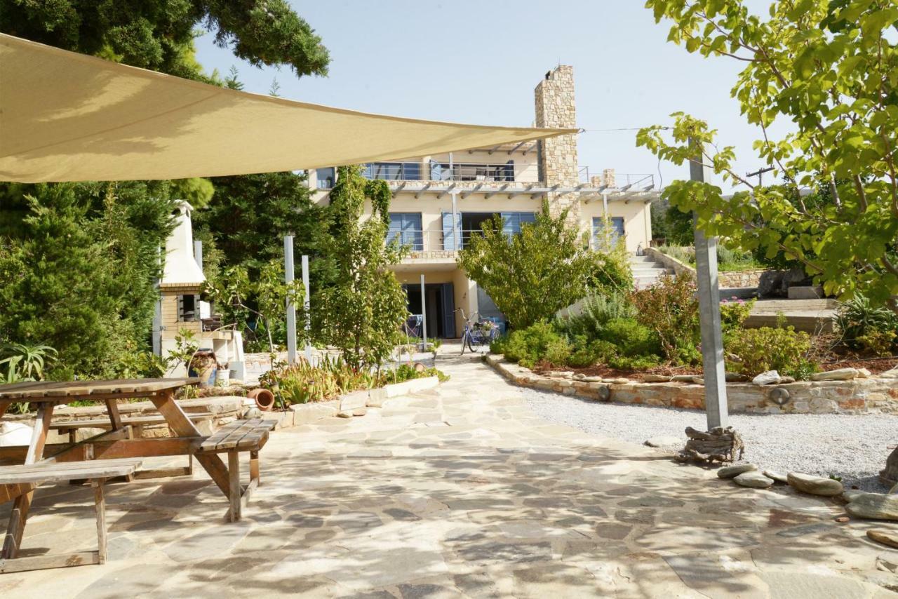 Blueline Guesthouse Agios Dimitrios  Exterior photo